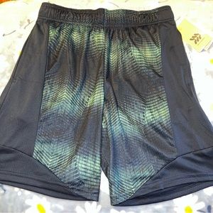 All in Motion Shorts Boys Size S Small 6 7 New NWT Court Green